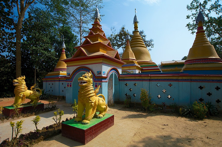 Chitmorong Buddhist Monastery (Chittagong Hill Tracts)